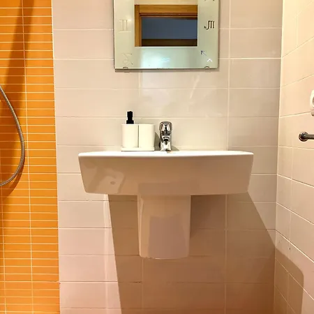 דירה Ocean View Two Bedroom גרנדילה דה אבונה