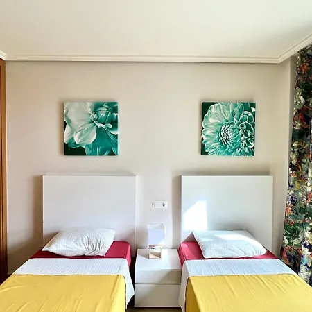 Ocean View Two Bedroom גרנדילה דה אבונה